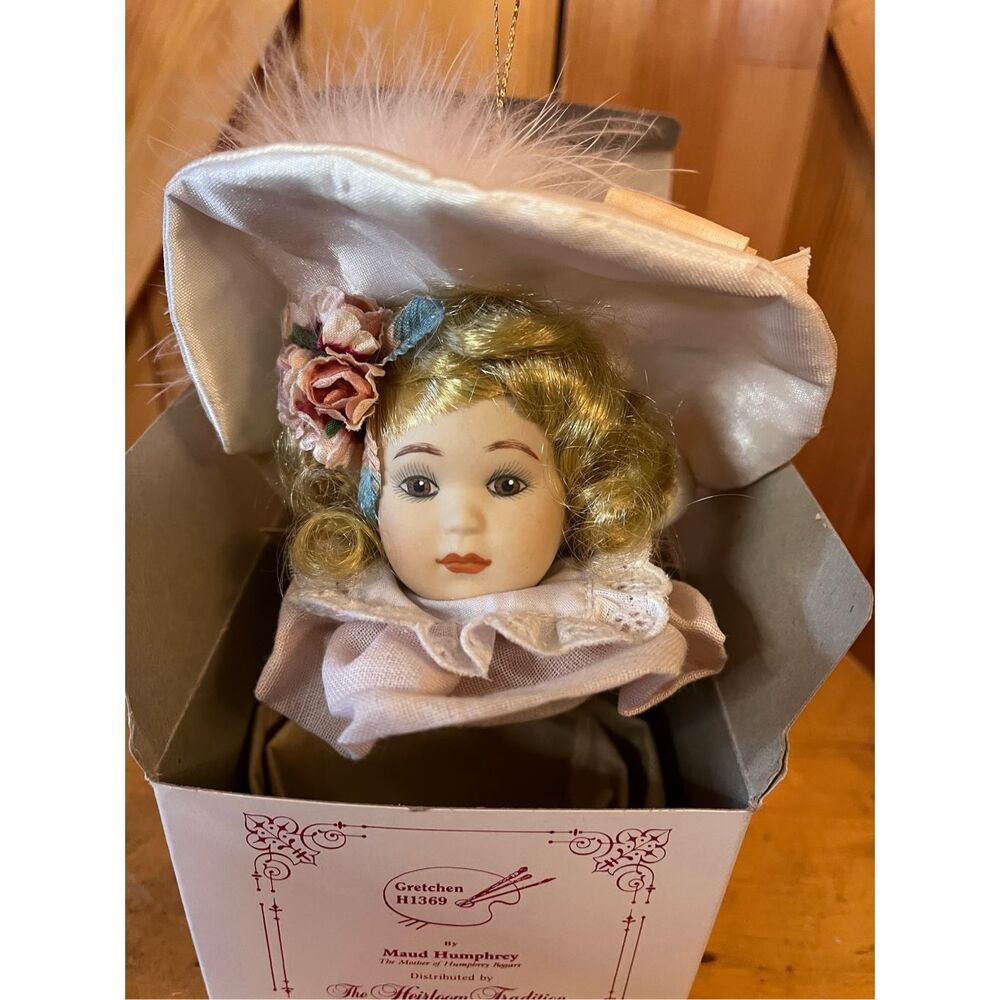 The Heirloom Tradition Maud Humphrey Bogart Vintage Doll Head Ornament H1369 Gre